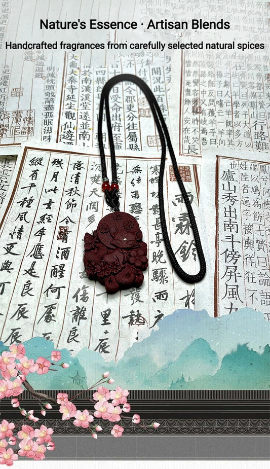 Lady Huarui & Nine-Tailed Fox Aromatic Pendant